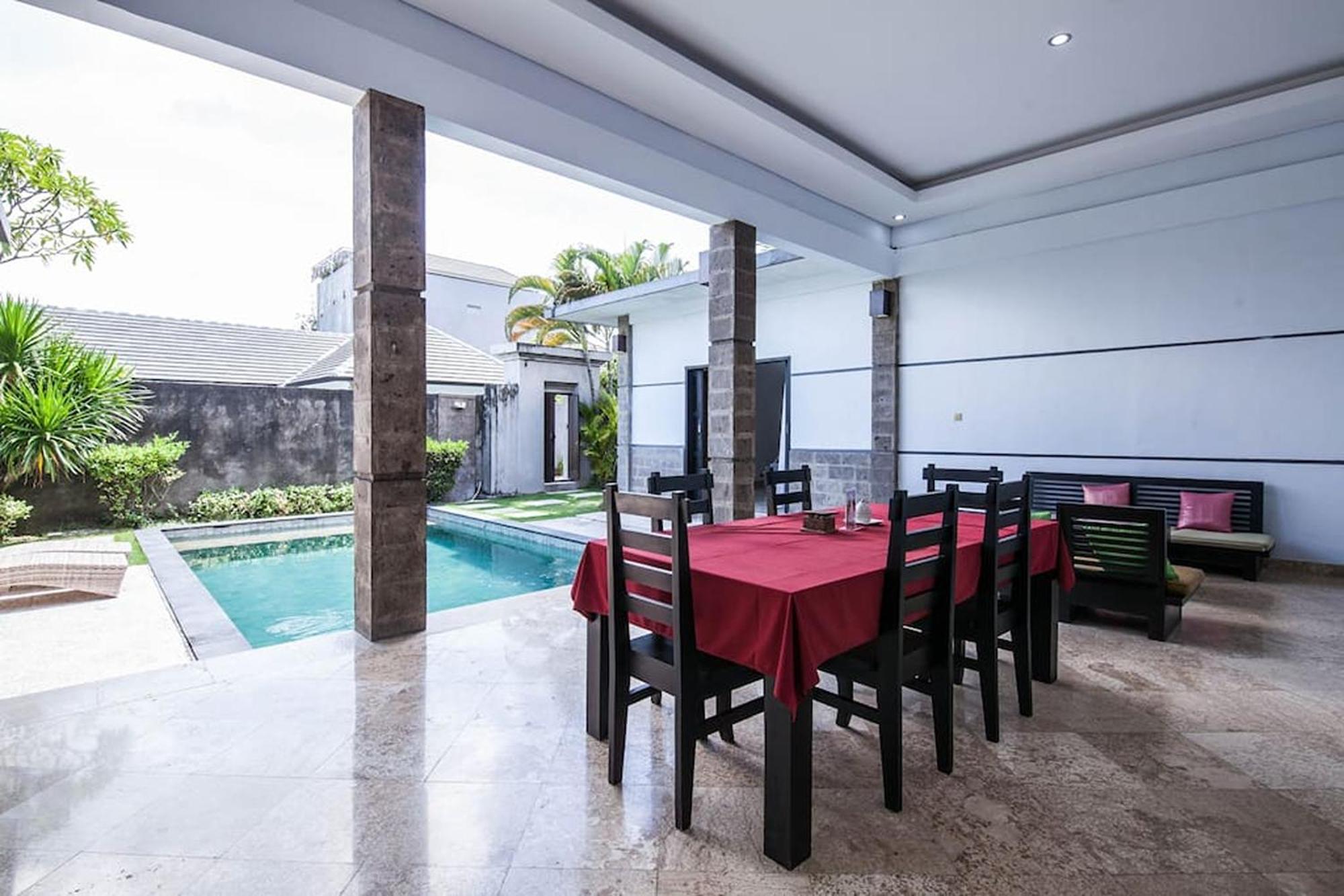 Bali Merita Villa Kerobokan  Exterior photo